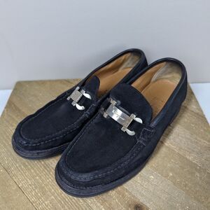 Ferragamo Black Suede Loafers Men’s 7.5 / Women’s 9.5 Designer Italy Logo Hardwa